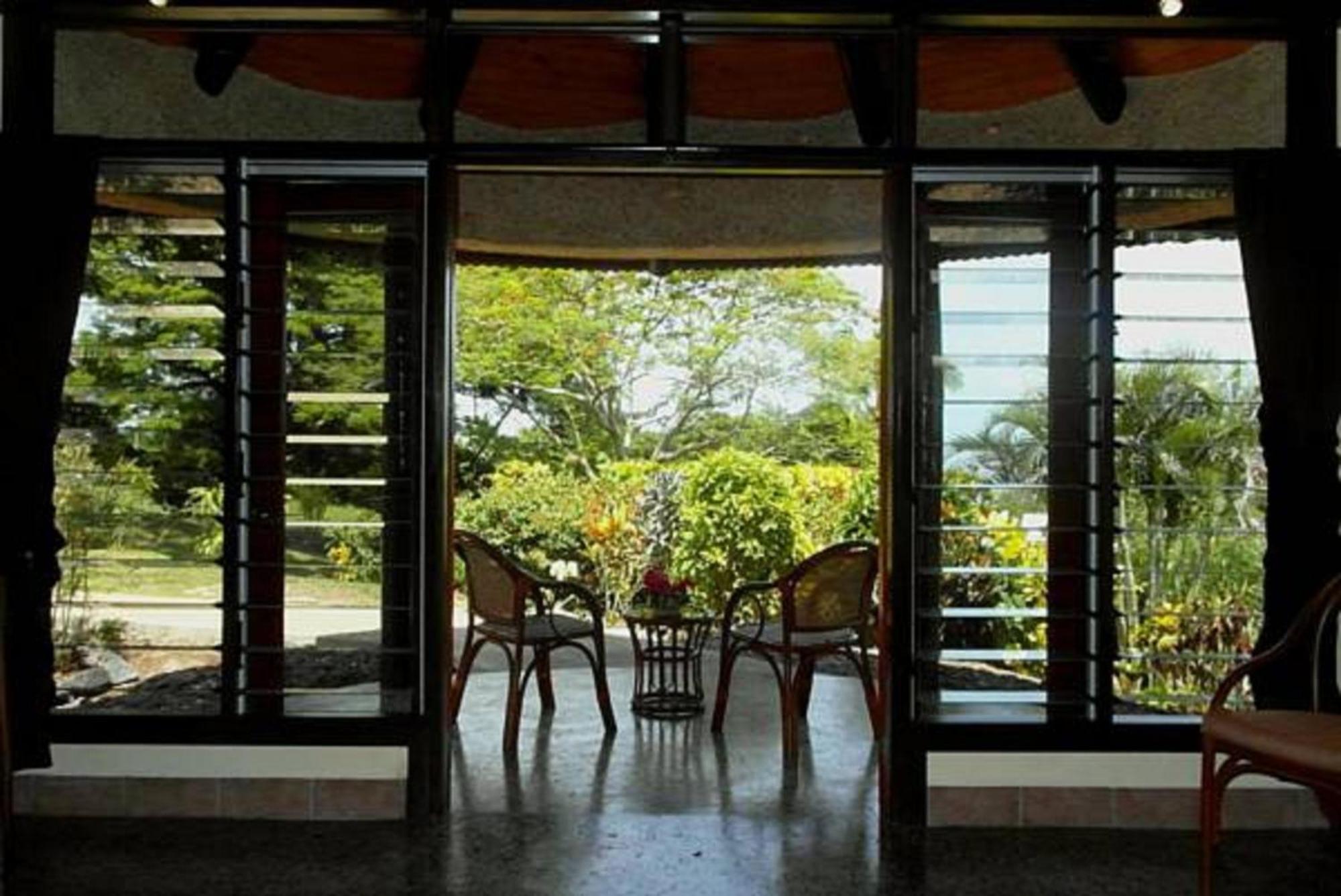 Taveuni Dive Resort Waiyevo Rum bild