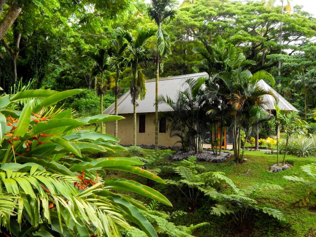Taveuni Dive Resort Waiyevo Exteriör bild